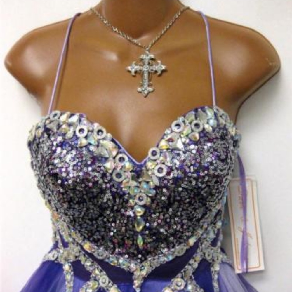 💲Sale💲Jeweled Tulle Short Party Dress by Dave & Johnny - Picture 5 of 8